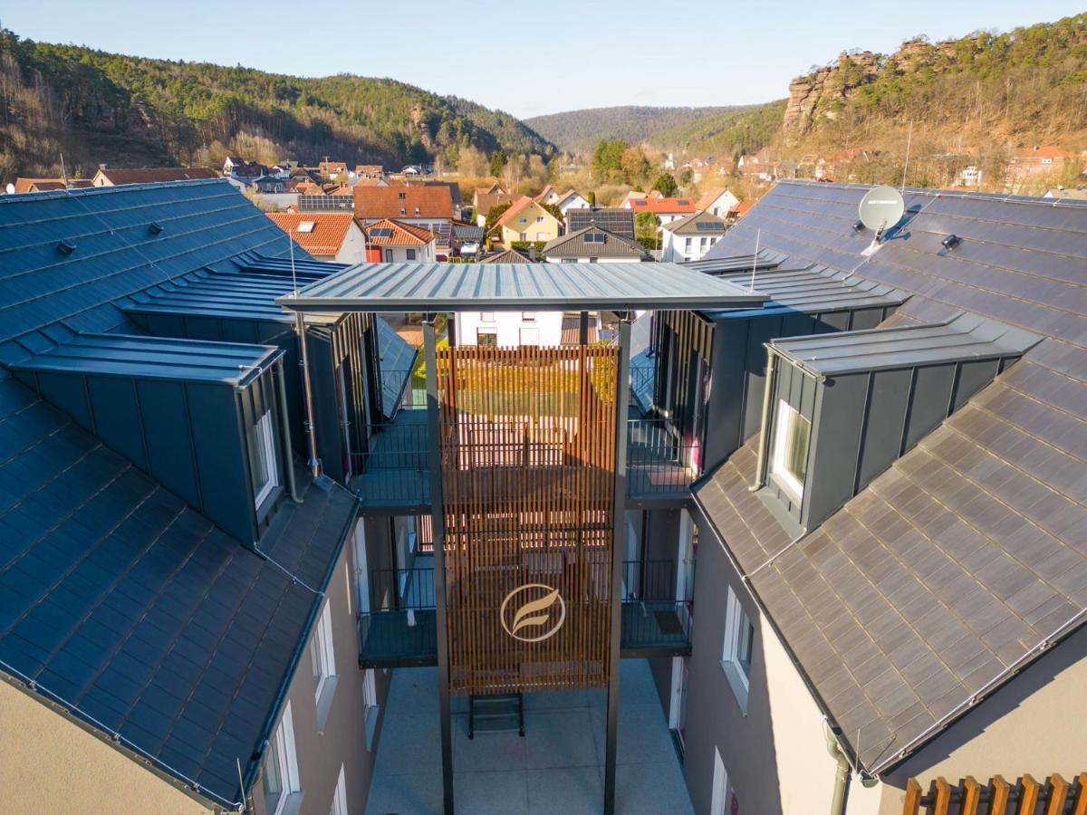Guesthouse Felsenland Dahn Bagian luar foto